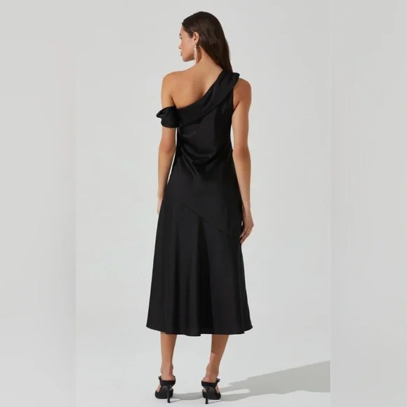 Astr The Label Orissa Satin Off-Shoulder Black Midi Dress XS NWT Holiday - Picture 2 of 7